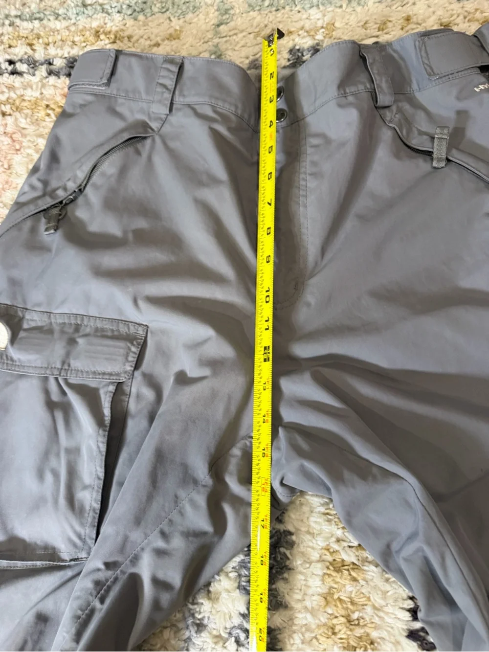 The North Face Hyvent Gray Cargo Ski Snowboard Pants Mens XL 40x33